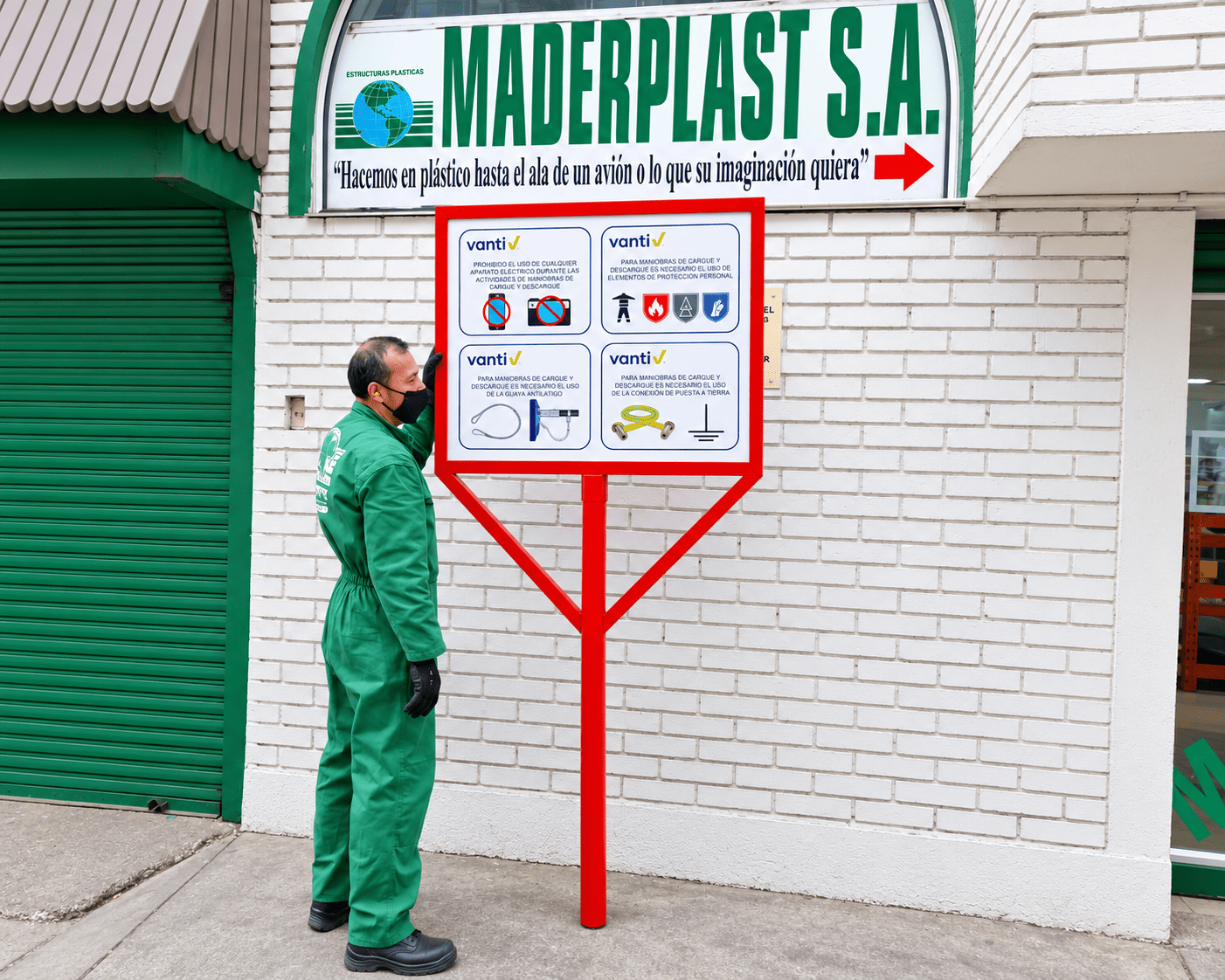 Señalización Plástica Maderplast